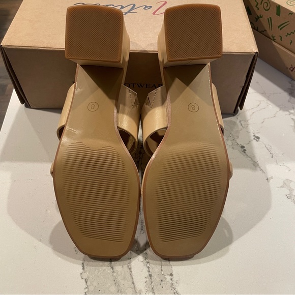 Matisse FADE nude heeled sandals. Size 8. New in box. - Picture 5 of 10